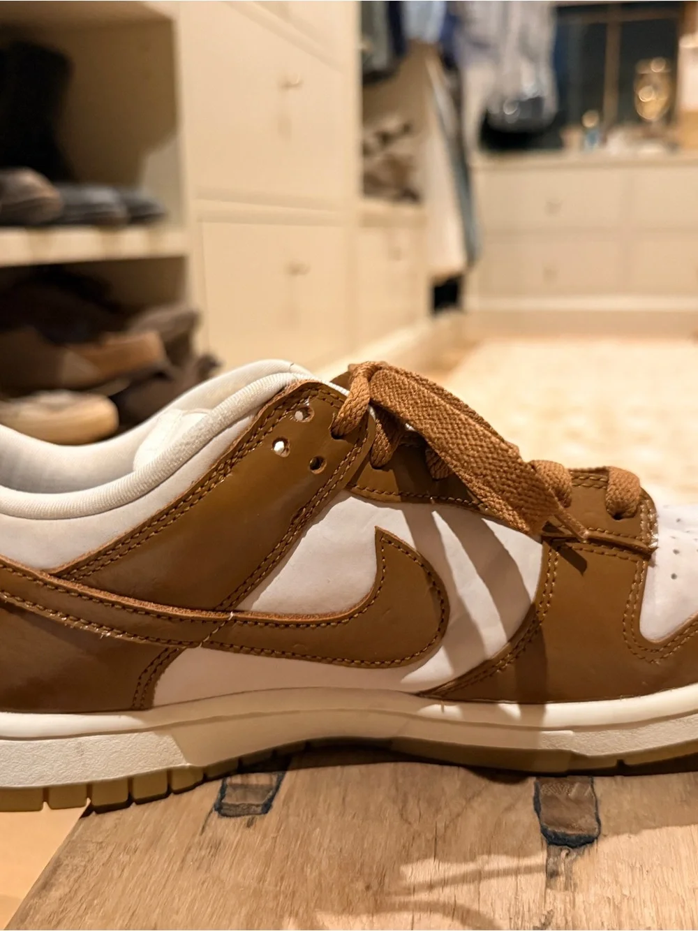 Nike Women’s Low Dunk Sneaker - White & Camel